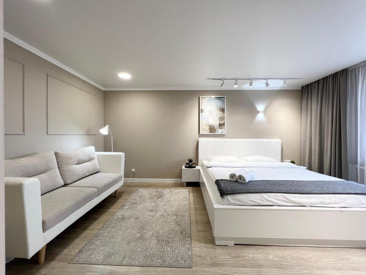 Luxury Apartments Pavlodar Eksteriør billede