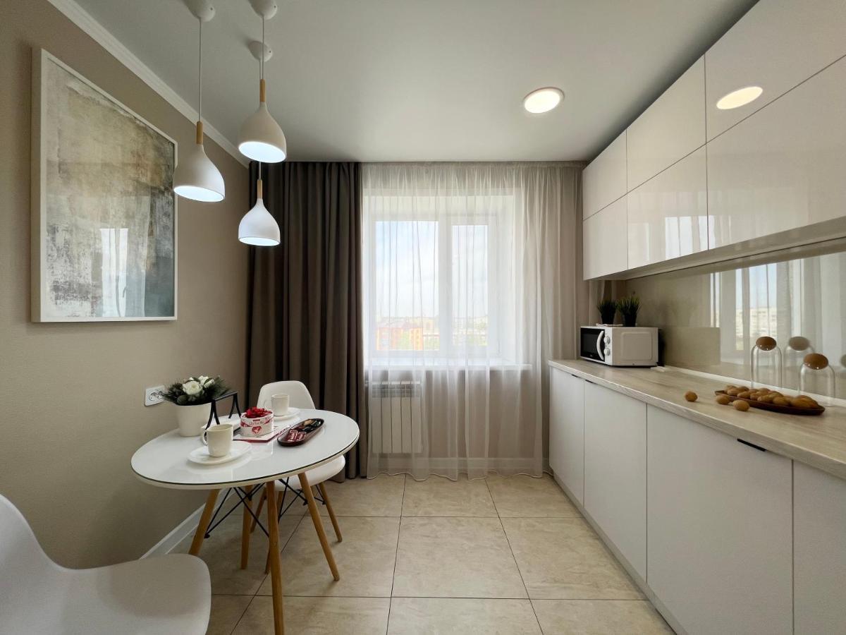 Luxury Apartments Pavlodar Eksteriør billede